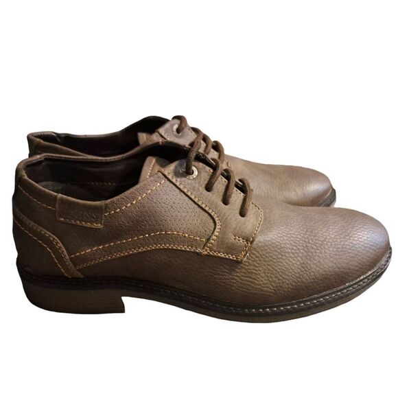 Shoes for men..size 10 - Picture 1 of 7